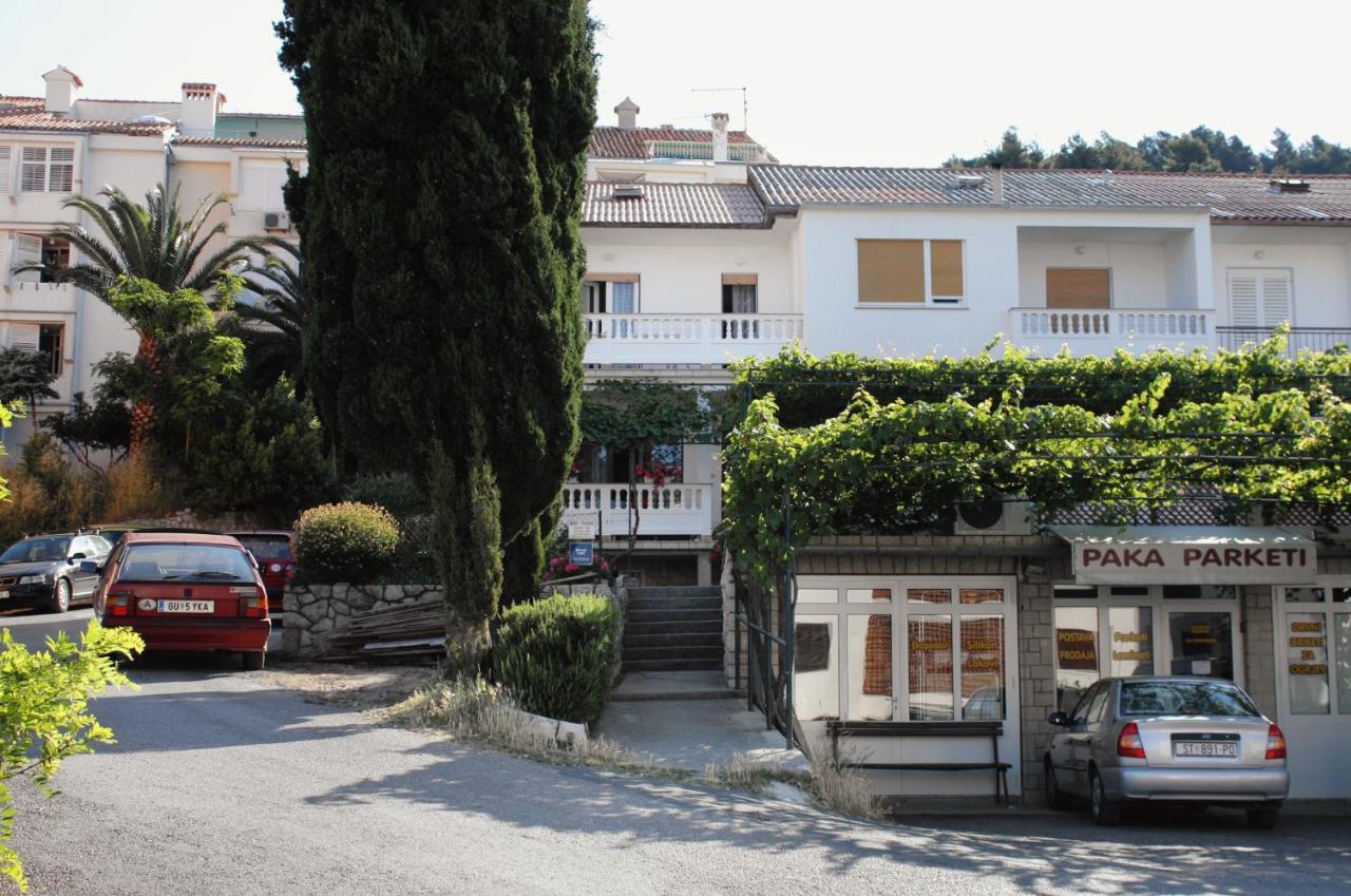 Apartments And Rooms With Parking Space Palit, Rab - 5061 Eksteriør bilde