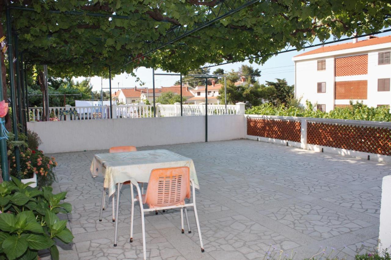 Apartments And Rooms With Parking Space Palit, Rab - 5061 Eksteriør bilde
