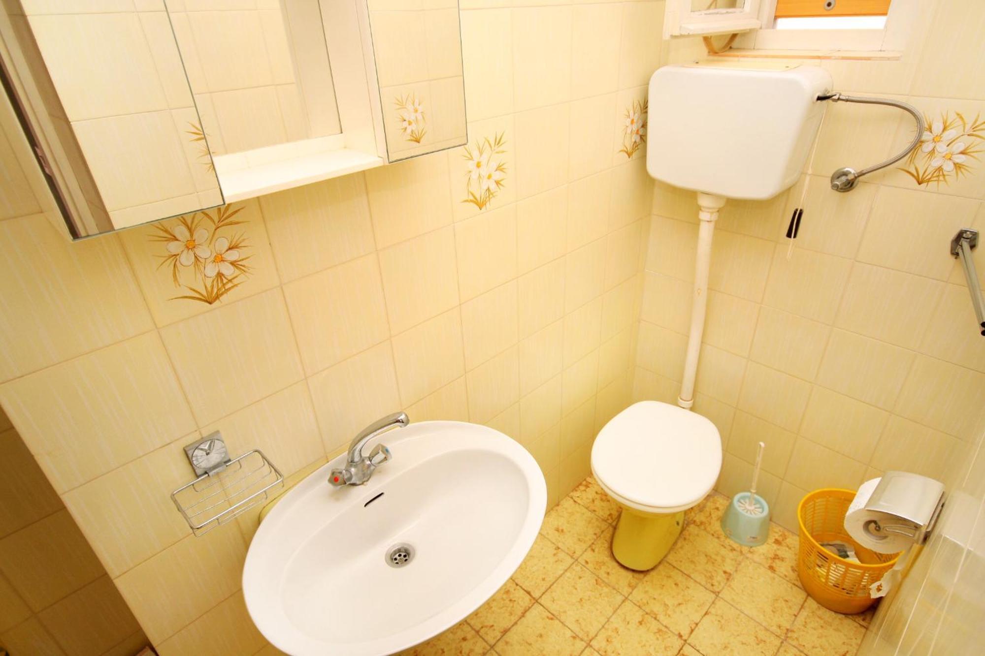Apartments And Rooms With Parking Space Palit, Rab - 5061 Rom bilde